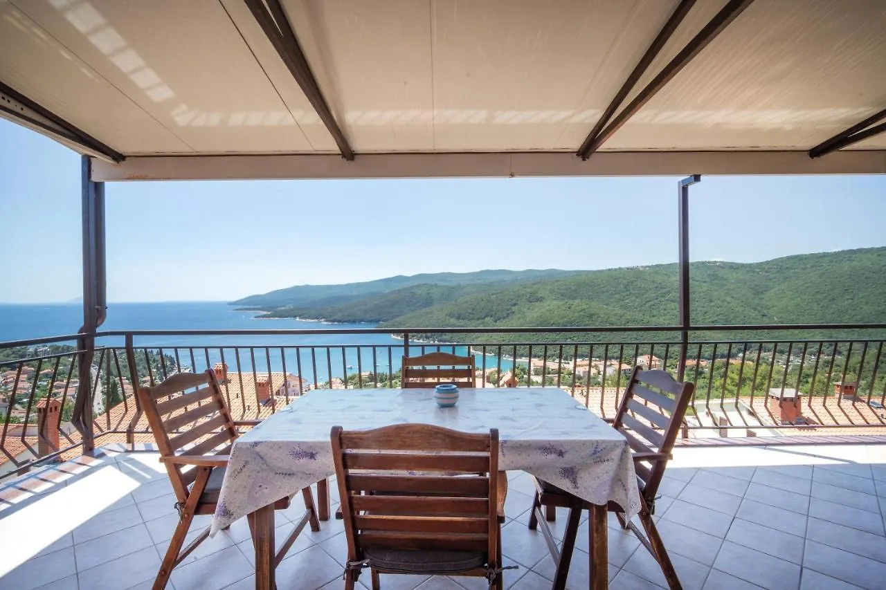 Apartments Oriana Rabac