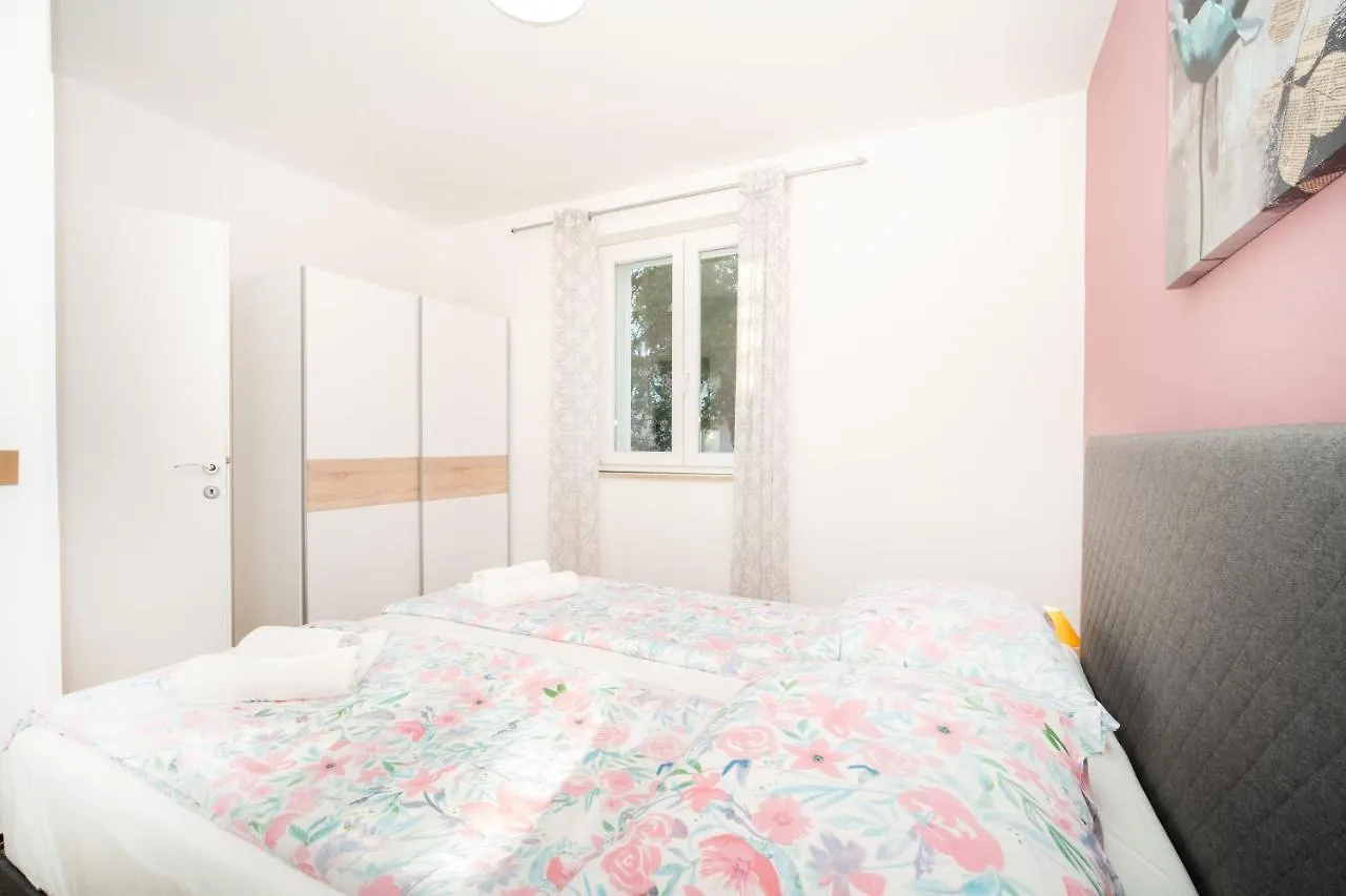 Apartments Oriana Rabac Croatia